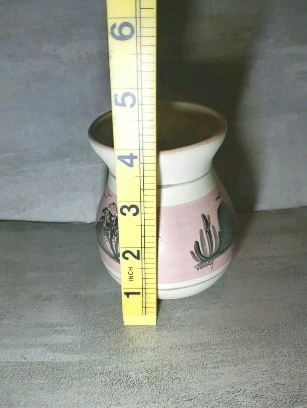 Thora Southwest Pottery Vase Signed Speckled 4